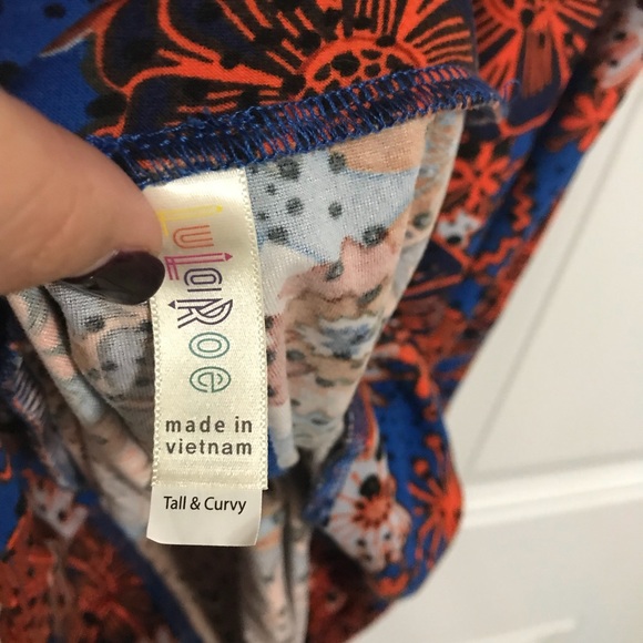 NWOT LuLaRoe TC Leggings! Make an Offer! - Picture 3 of 3